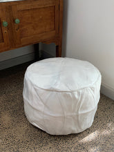 Load image into Gallery viewer, Round Moroccan Pouf WHITE
